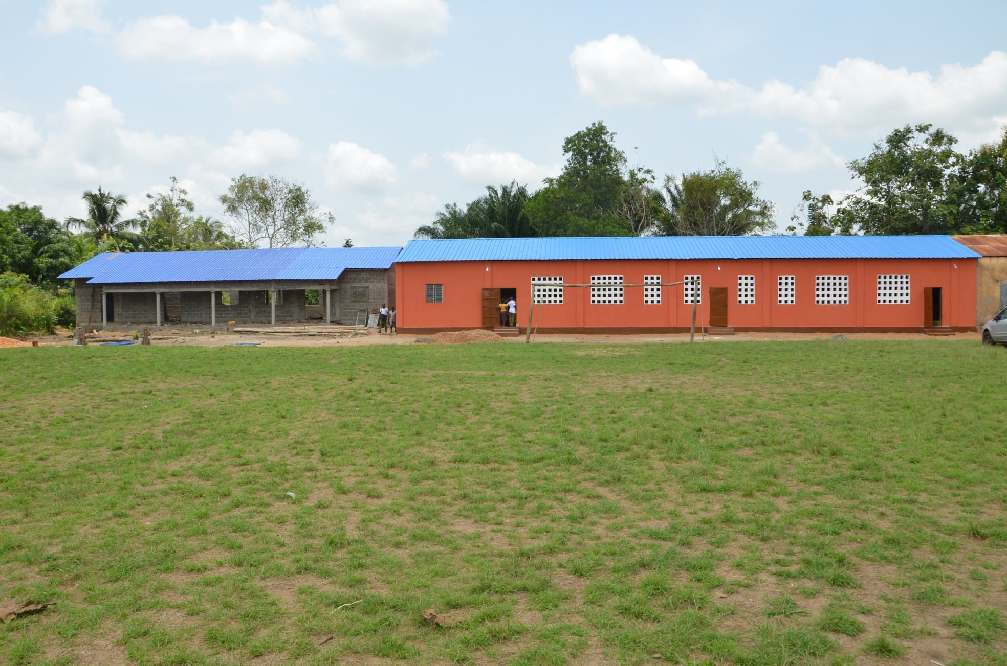 Ecole primaire publique réhabilitée d'Avévé et chantier de construction de la cantine scolaire - 2018